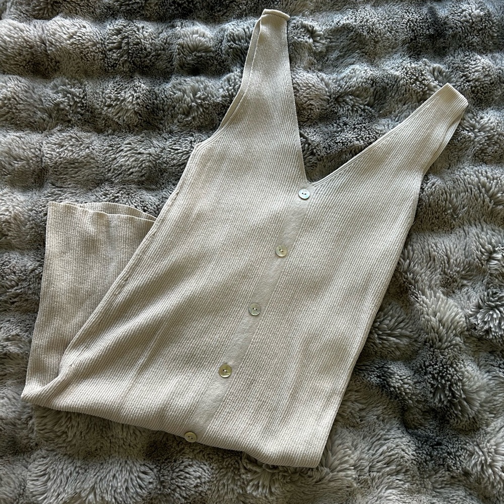 Cream Sleeveless Button-Up Dress